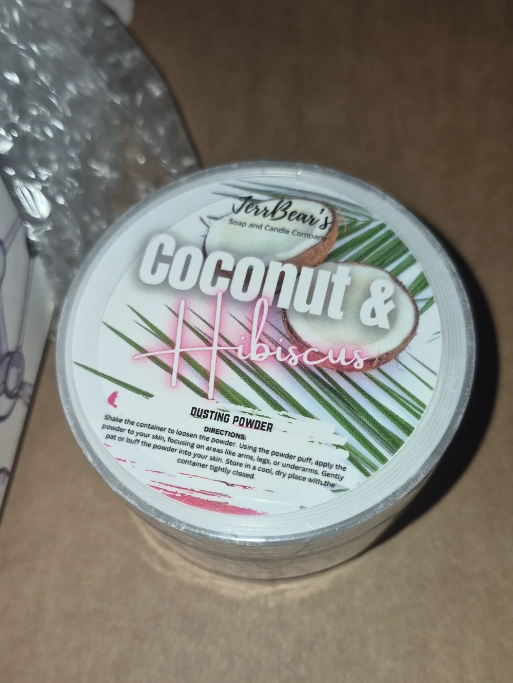 Coconut & Hibiscus Dusting Powder - White